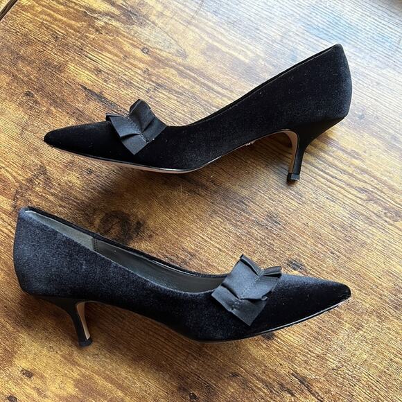 Nina New York Thea Black Velvet Feel Formal Sleek Small Heels - Picture 2 of 13